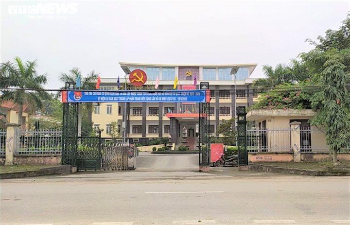 Thanh Hóa tạm đình chỉ công tác nữ Bí thư Huyện đoàn ngoại tình có 2 con riêng - 1