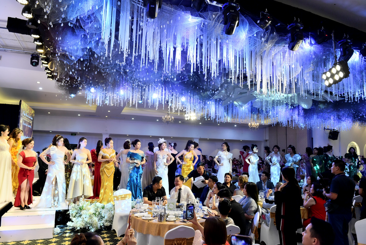 Top 30 phụ nữ truyền cảm hứng Happy Women 2020 - Những điều phi thường nhỏ bé - 1