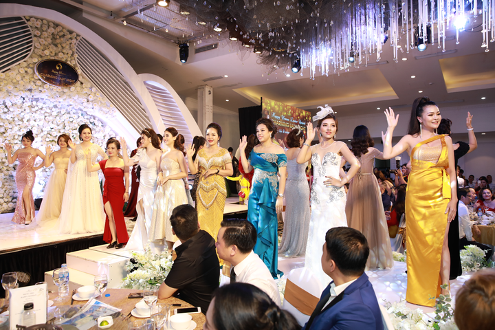 Top 30 phụ nữ truyền cảm hứng Happy Women 2020 - Những điều phi thường nhỏ bé - 4