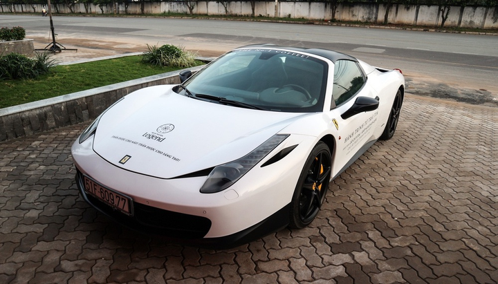 Dàn siêu xe gây choáng ngợp của 'Vua cà phê' Đặng Lê Nguyên Vũ - 18