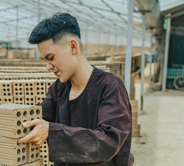 Ấn tượng bộ ảnh kỷ yếu phong cách 1977 Vlog của học sinh Đắk Lắk - 7