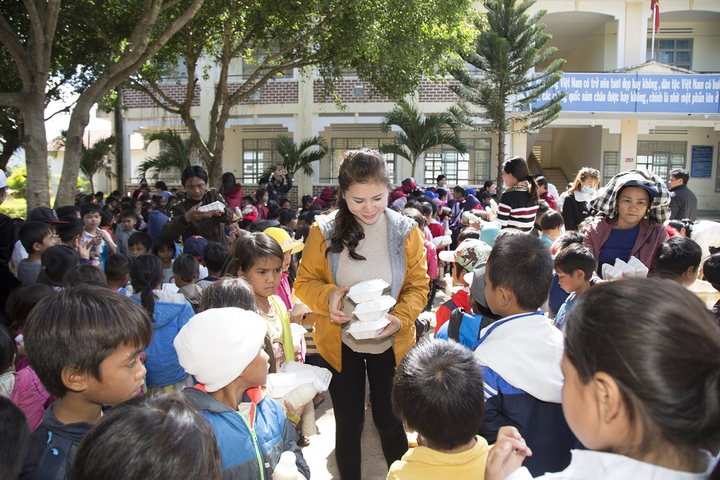 Bà Lê Hoàng Diệp Thảo: Khởi nghiệp chỉ cần 5 triệu đồng - 2