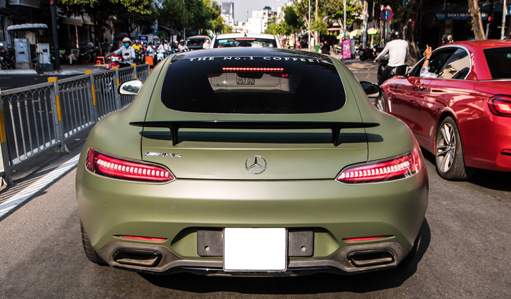 Dàn siêu xe gây choáng ngợp của 'Vua cà phê' Đặng Lê Nguyên Vũ - 4