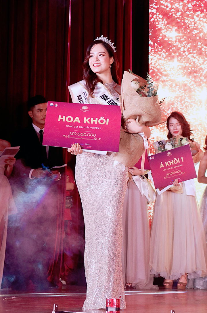 Nhan sắc rạng ngời của hoa khôi Học viện Báo chí và Tuyên truyền 2020 - 1