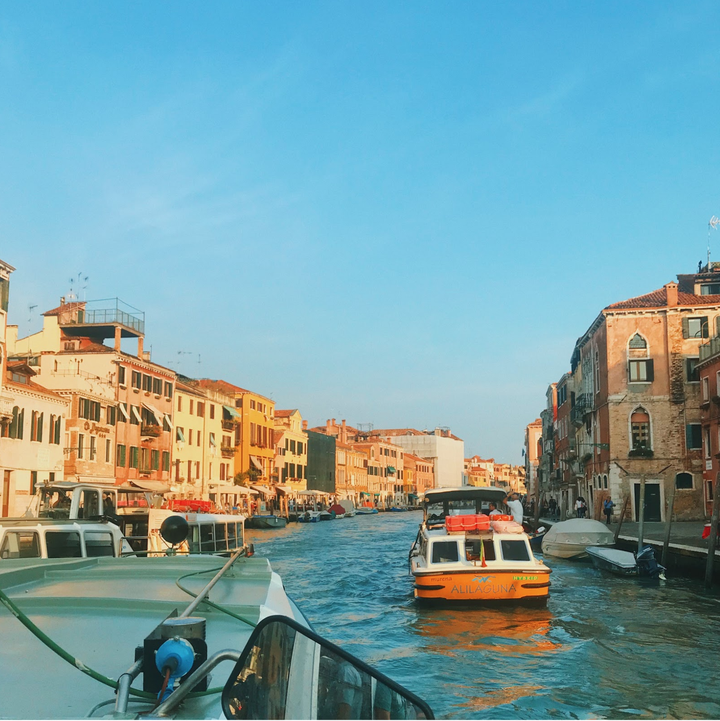 Du học sinh Việt tại Ý: Đi học bằng tàu thuyền, ăn mỳ spaghetti mỗi ngày - 1