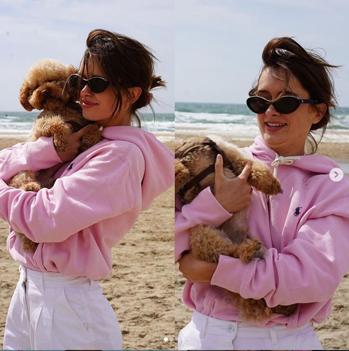 Dám đăng ảnh thật lộ bụng mỡ, nếp nhăn, siêu mẫu hút fan trên mạng xã hội - 5