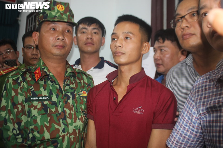 2 lần trốn khỏi trại giam quân sự, Triệu Quân Sự đều bị bắt tại tiệm game - 1