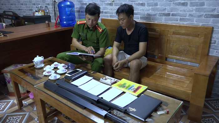 Triệt phá ổ nhóm cho vay lãi suất 182,5%/năm, thu lời bất chính hơn 24 tỷ đồng - 1