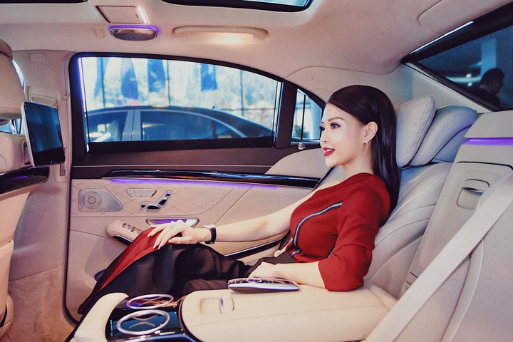 Doanh nhân trẻ Bùi Quỳnh Anh chi tiền tỷ tậu xế sang Mercedes-Benz S450 Luxury - 2