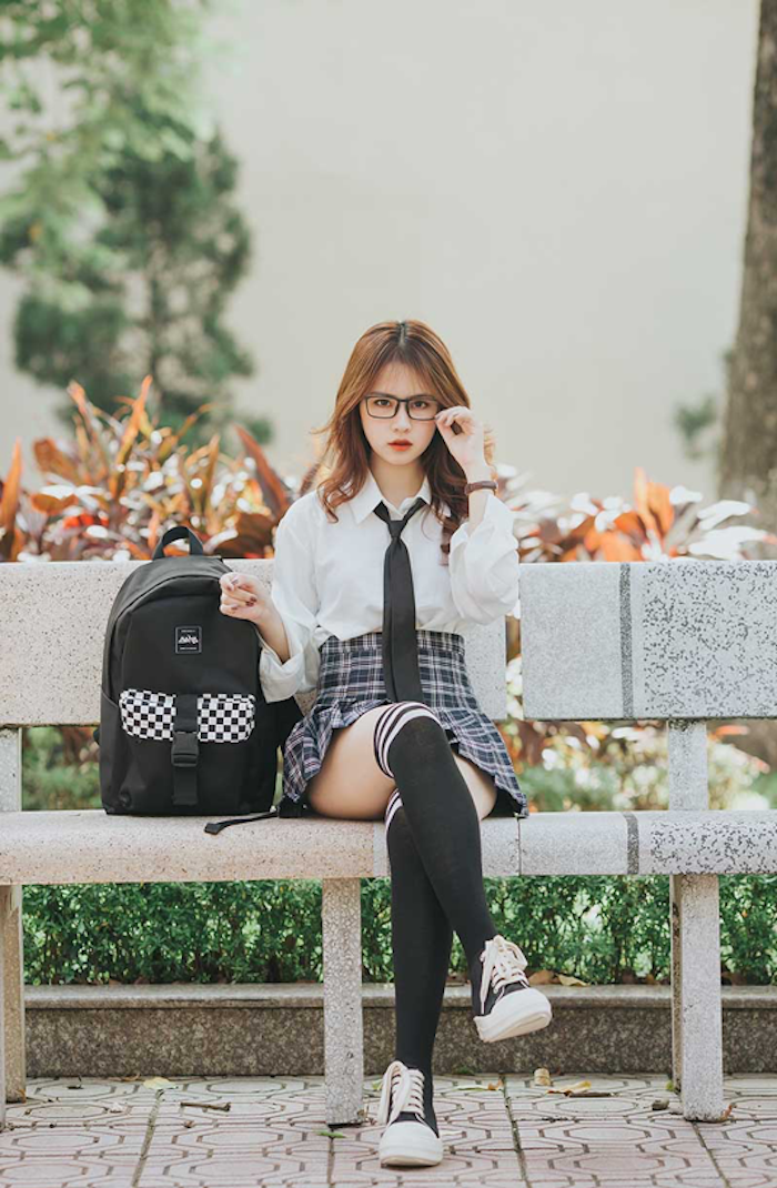 Vẻ đẹp trong veo như búp bê của nữ sinh trường Báo - 7