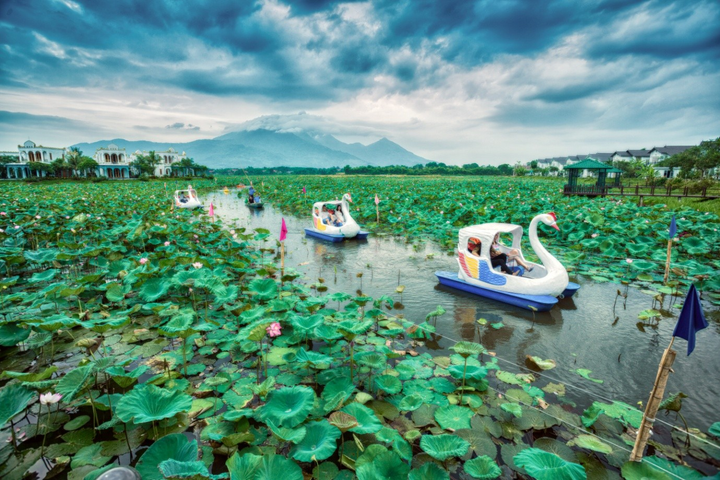 Sức hút của biệt thự du lịch nghỉ dưỡng ven đô - Vườn Vua Resort & Villas - 6