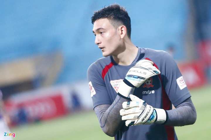 Văn Lâm và thời khắc tuyệt vọng khi bị HAGL chấm dứt hợp đồng - 2