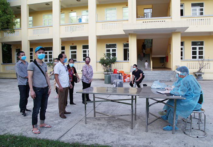 Quảng Ninh cách ly 109 công dân Việt Nam trở về từ Angola - 1