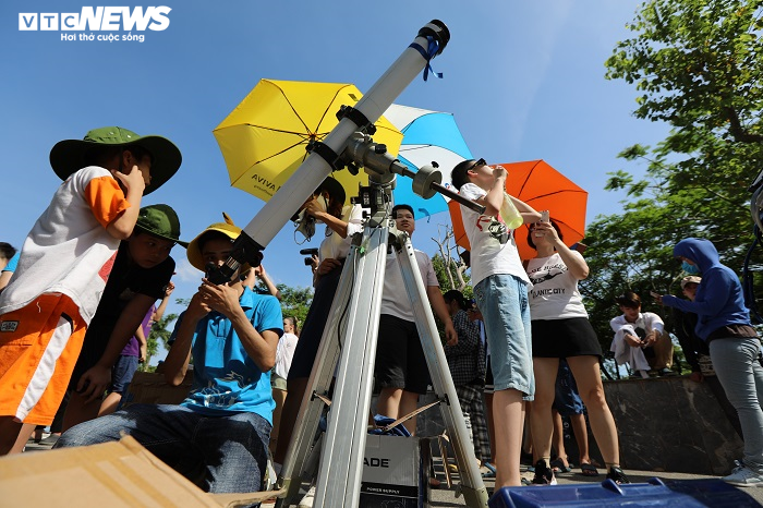 Ngắm nhật thực tuyệt đẹp ở Việt Nam, 11 năm mới có một lần - 11