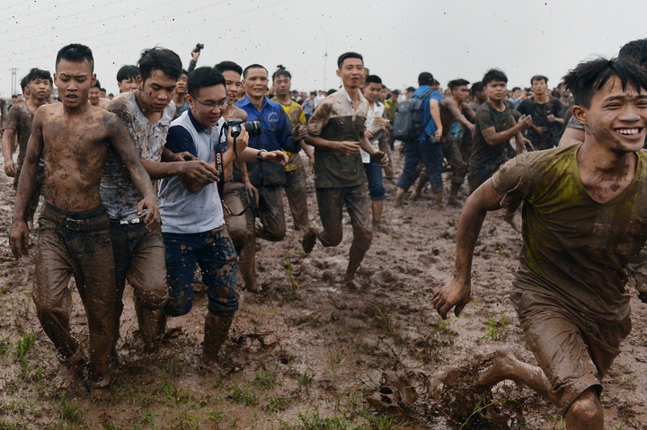 Khoảnh khắc tác nghiệp ấn tượng của phóng viên VTC News trong và ngoài nước - 6