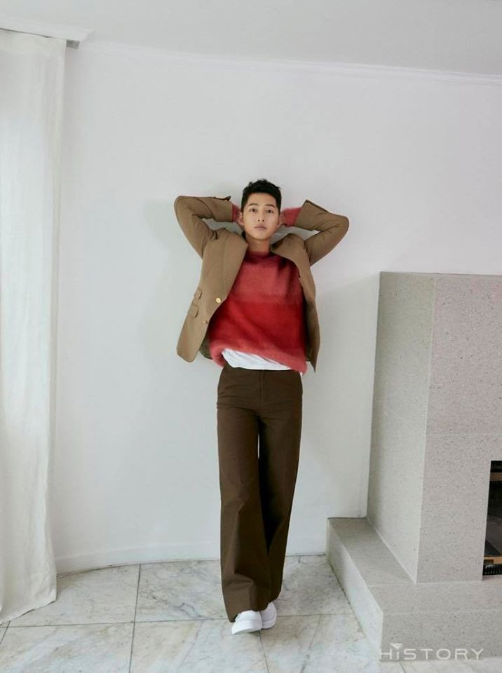 Song Joong Ki: Lần đầu tiên tôi được sống bình thường sau thời gian dài - 10
