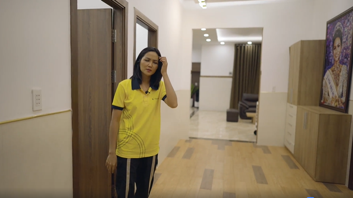 Hoa hậu H'Hen Niê khoe ngôi nhà vừa sửa cho ba mẹ - 4