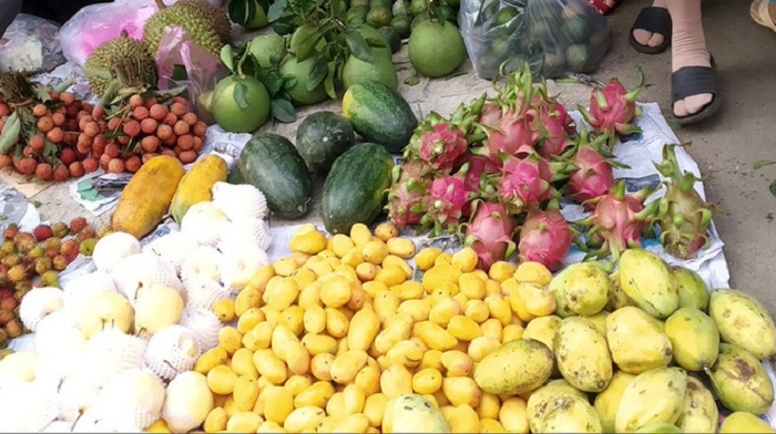 Xoài mini Trung Quốc đội lốt hàng Việt đổ bộ chợ TP.HCM - 2