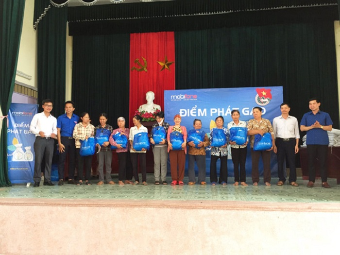 MobiFone: Hành trình sẻ chia nối liền quá khứ, hiện tại và tương lai - 2