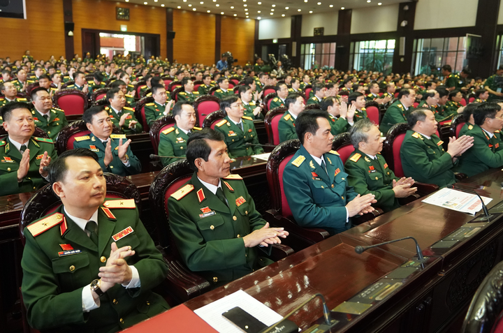 Thủ tướng: Ở đâu nhân dân gặp thiên tai, dịch bệnh, ở đó có bộ đội giúp dân - 2