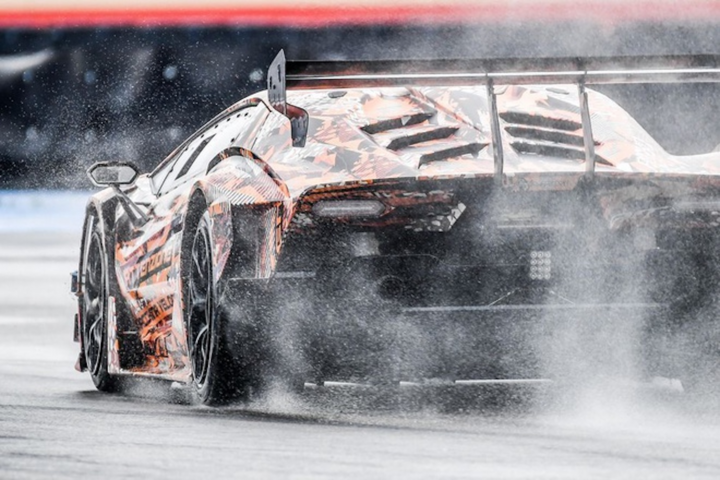 Lamborghini SCV12 - siêu xe trường đua công suất 830 mã lực - 4