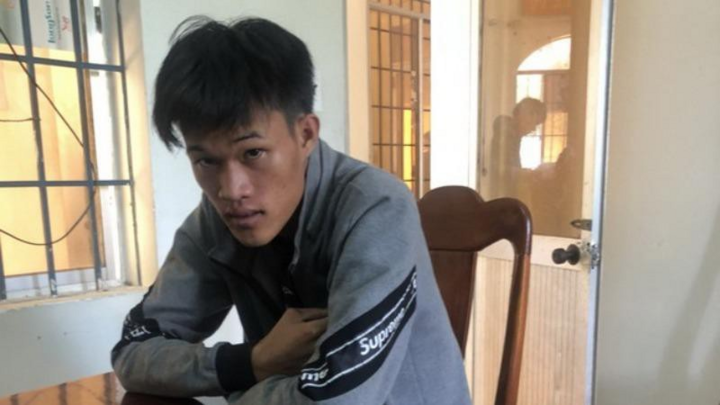 Bé gái 13 tuổi bị sát hại: Công an định vị điện thoại để truy tìm nghi can - 2