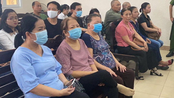 Ảnh: Các bị cáo tại phiên toà 2 thi thể bị đổ bê tông ở Bình Dương - 3