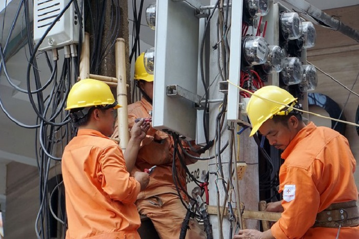 Hóa đơn tiền điện tăng bất thường: Người dân đặt hàng loạt nghi vấn - 1