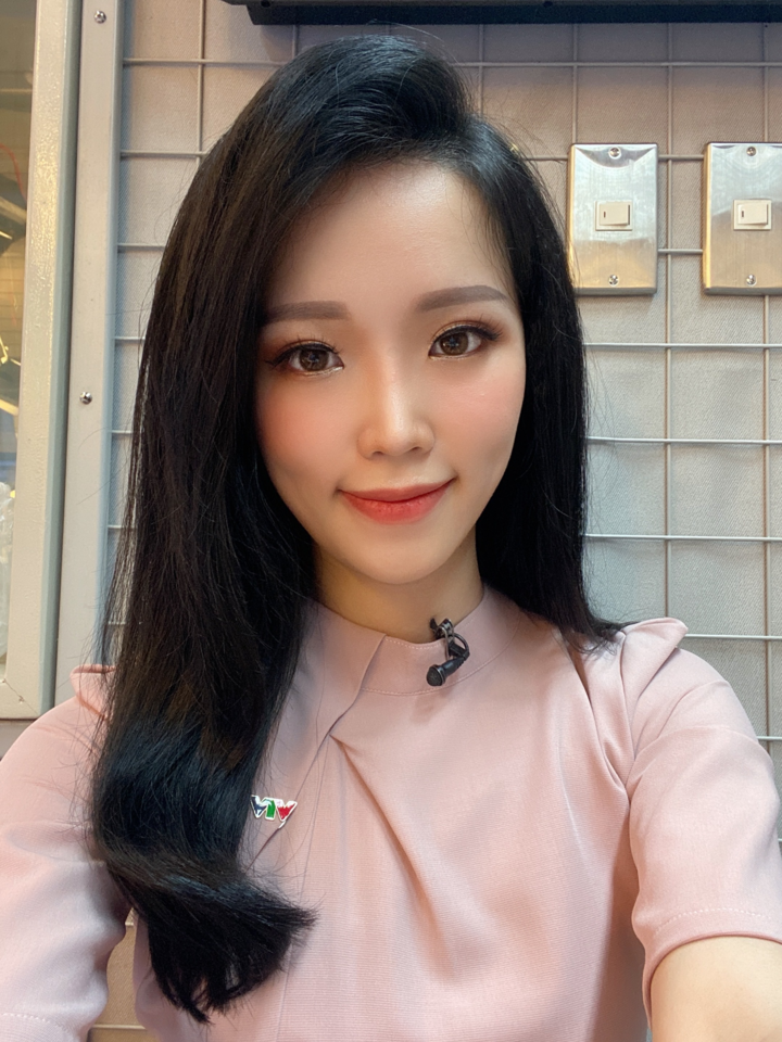 Hoa khôi sinh viên dẫn bản tin thời tiết VTV - 2