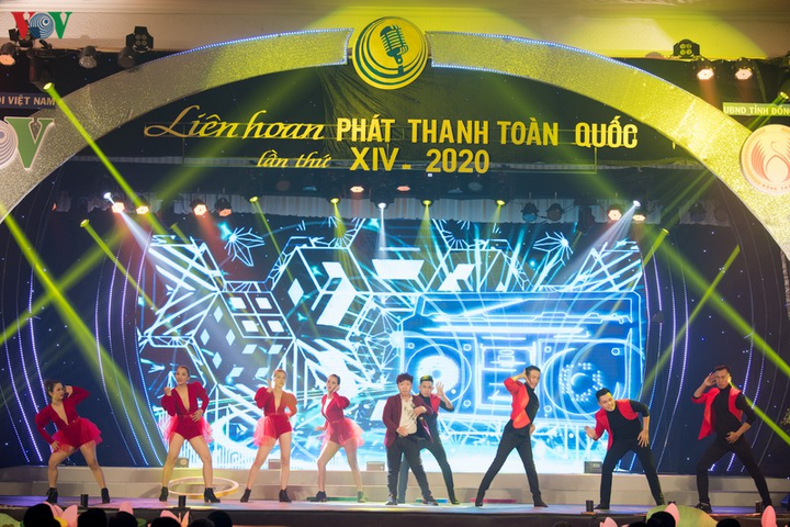 Toàn cảnh lễ khai mạc Liên hoan Phát thanh toàn quốc lần thứ XIV - 13