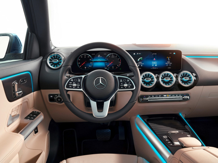Tiết lộ giá của Mercedes-Benz GLA 2021 - 2