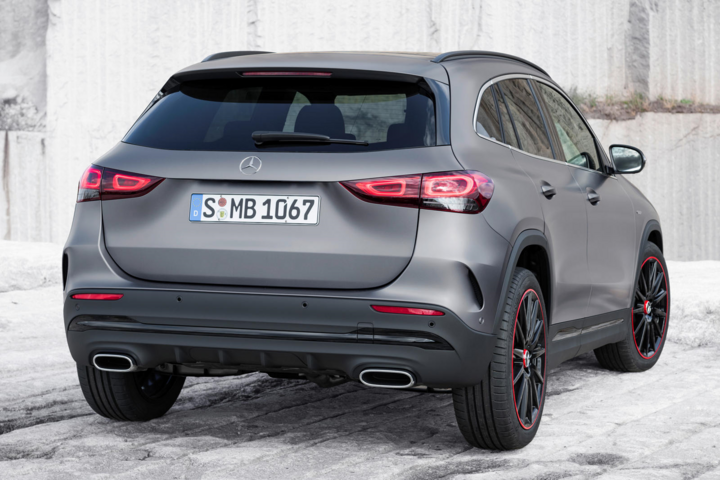 Tiết lộ giá của Mercedes-Benz GLA 2021 - 3