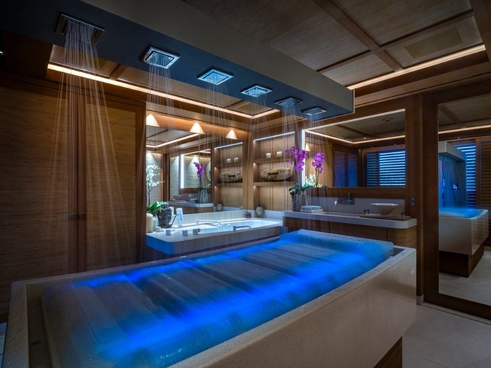 Có gì trong siêu du thuyền đắt nhất thế giới, giá thuê 4 triệu USD/tuần? - 9