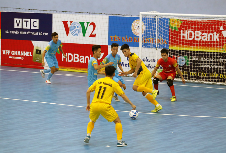 Sahako nếm mùi thất bại đầu tiên tại Giải Futsal HDBank VĐQG 2020 - 1
