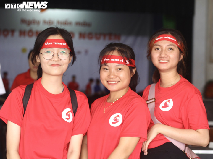 Nghìn người tham dự ngày hội hiến máu 'Giọt hồng cao nguyên' - 11