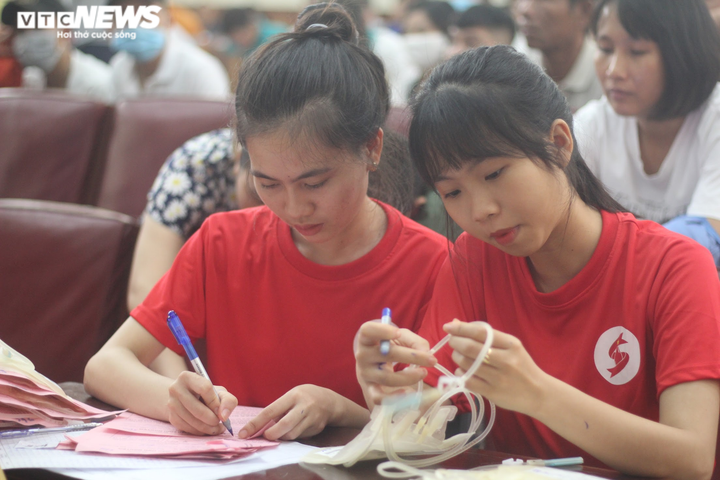 Nghìn người tham dự ngày hội hiến máu 'Giọt hồng cao nguyên' - 10