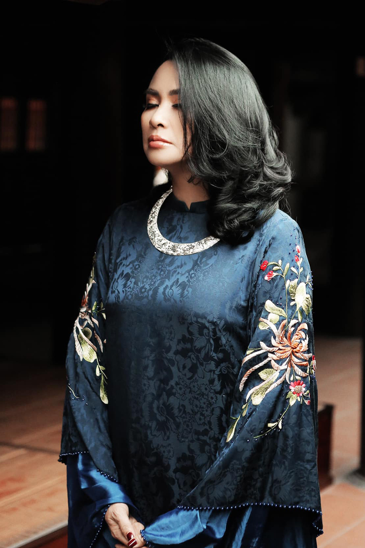 Nhan sắc trẻ mãi không già của ca sĩ Thanh Lam ở tuổi ngũ tuần - 6