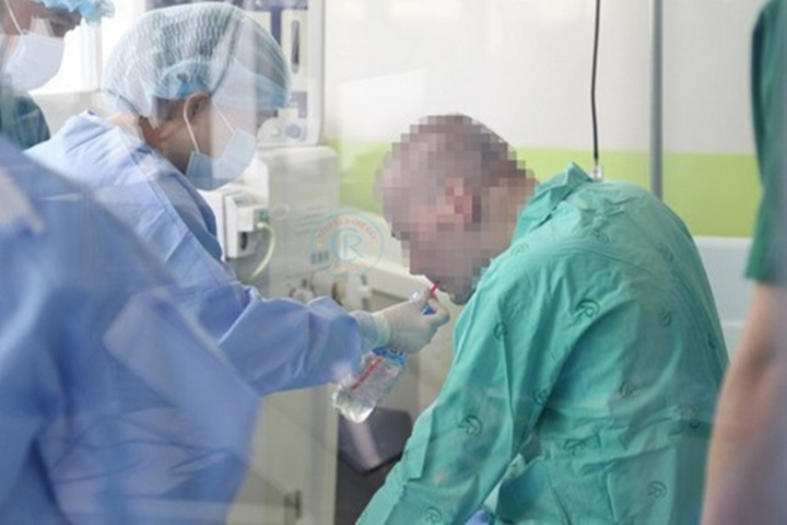  Việt Nam sẽ cử ê-kíp bác sĩ hỗ trợ đưa phi công người Anh về nước - 1