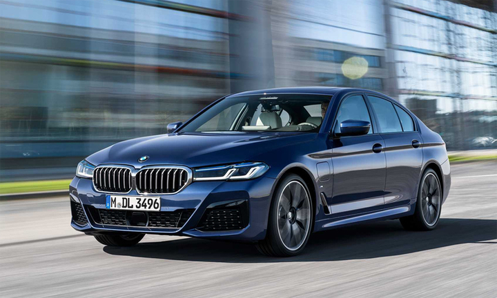 Phí trước bạ giảm 50%: Xe ngoại khuyến mãi chưa từng có, quyết đấu với xe nội - 1