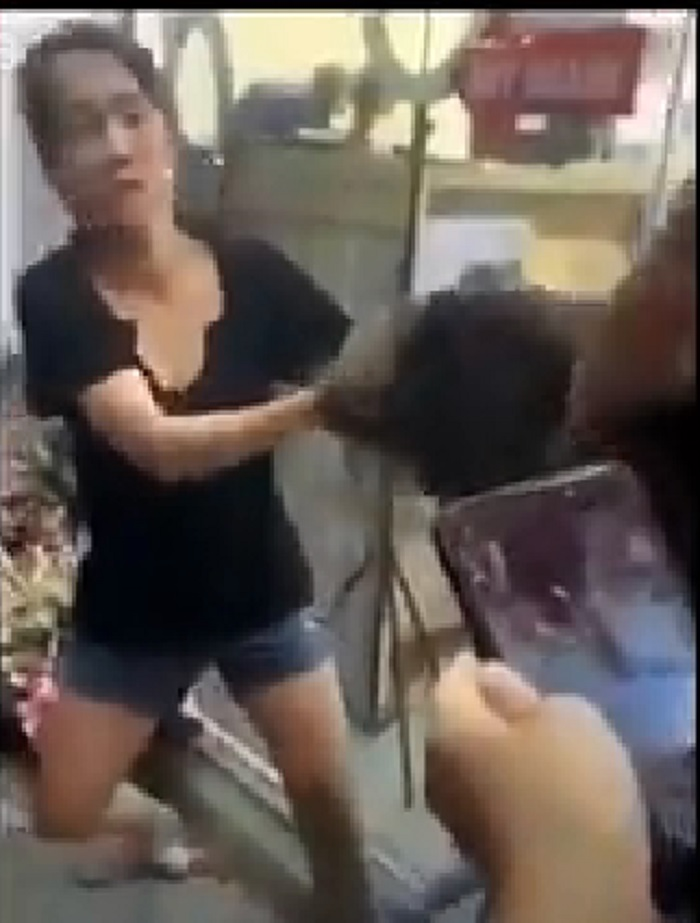 Chủ cửa hàng quần áo ở Hải Phòng đánh đập dã man nhân viên cũ - 1