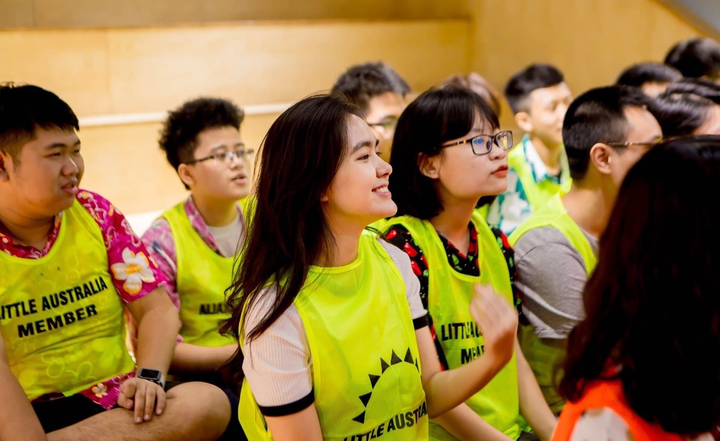 Hot girl 'con nhà giàu' làm thêm từ năm lớp 10, tự đóng học phí trường quốc tế - 1