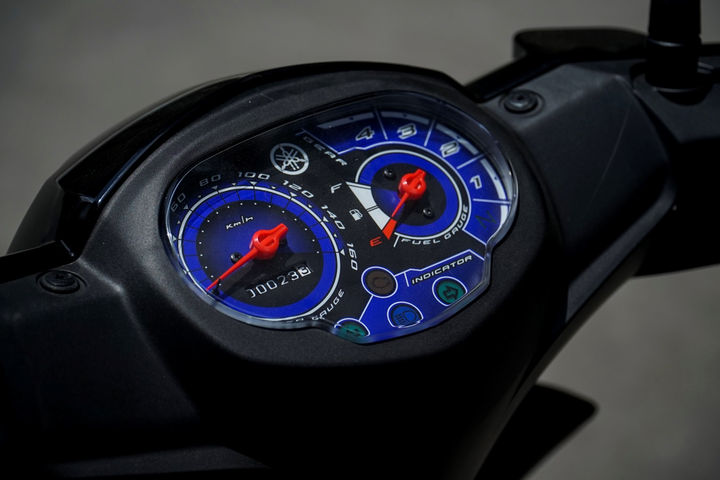 Đánh giá Yamaha Sirius Fi: Gọn nhẹ, ít 'uống' xăng và giá rẻ - 3