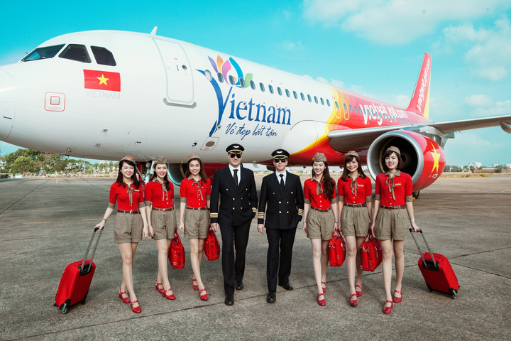 Bao la Việt Nam, bay xanh cùng Vietjet với mã giảm ngay 50% giá vé - 1