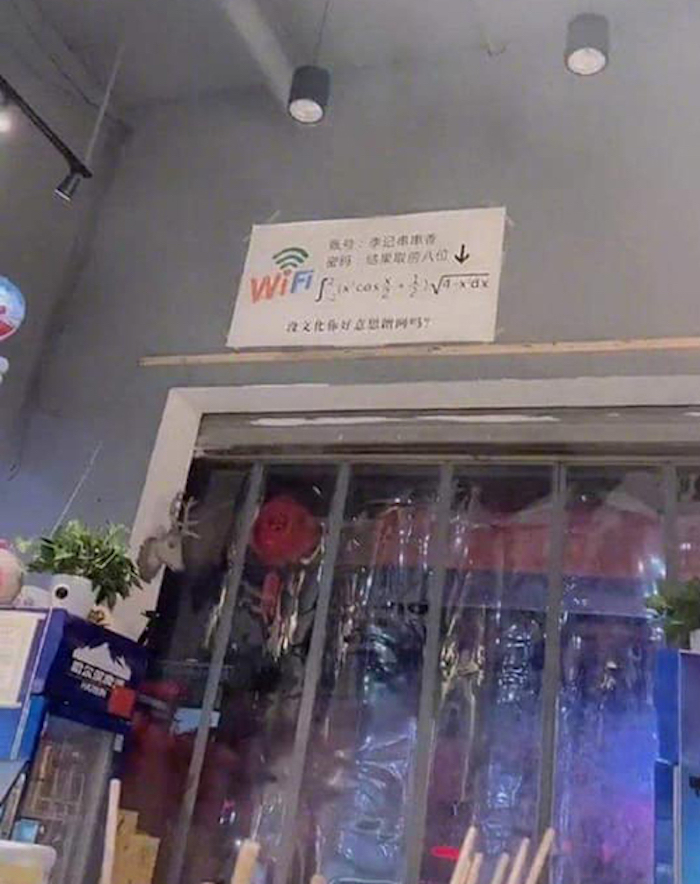 Ngậm đắng nuốt cay với mật khẩu wifi - 2