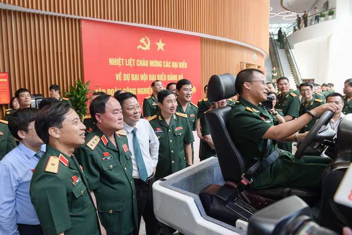 Viettel tiên phong kiến tạo xã hội số, xây dựng tổ hợp công nghiệp công nghệ cao - 6