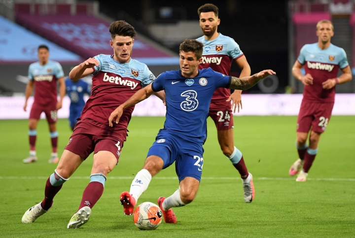 Chelsea bại trận, thắp hy vọng cho MU vào top 4 - 1