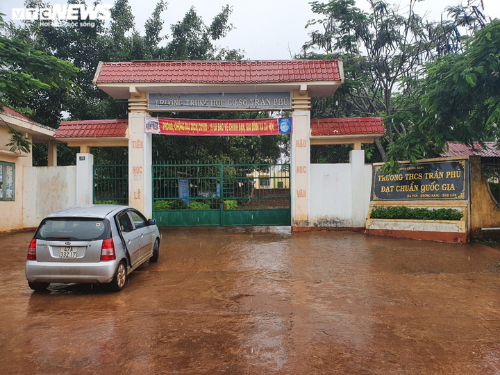 Khởi tố Thanh tra viên Sở Nội vụ Đắk Lắk nhận hối lộ - 2