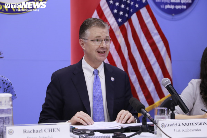 Đại sứ Mỹ: Sẵn sàng cùng TQ tham gia các nỗ lực thúc đẩy luật pháp quốc tế - 1