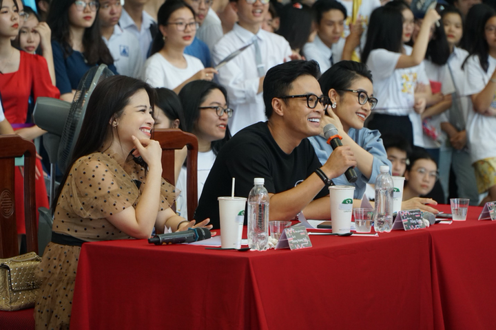 Học sinh trường Amsterdam gây ấn tượng với màn vũ đạo cực đỉnh - 3