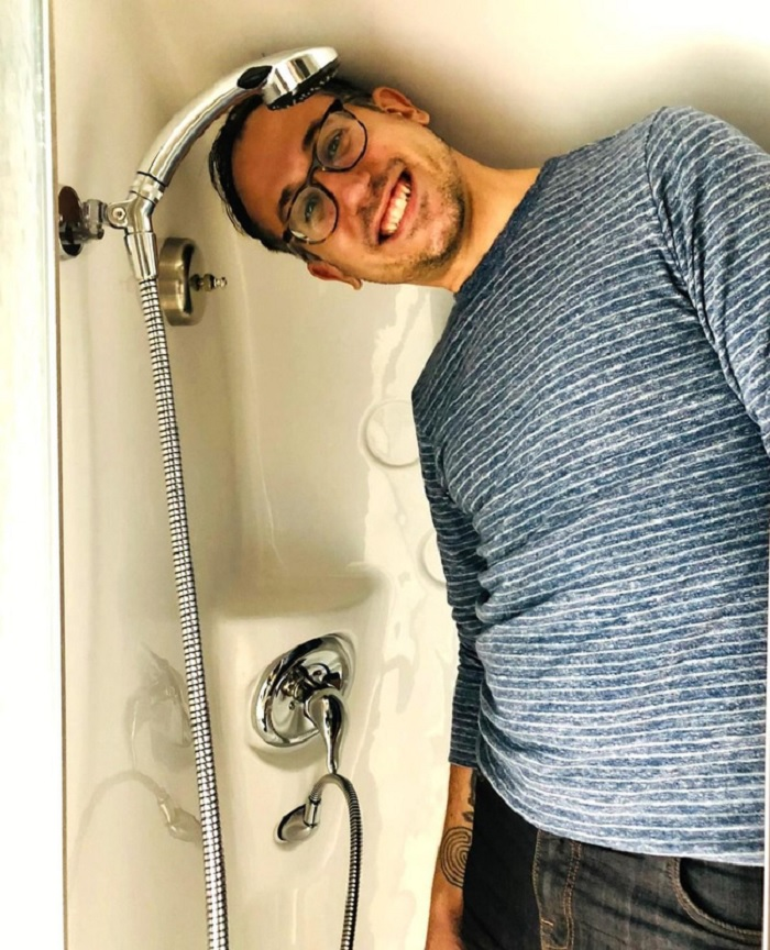 Loạt ảnh hài hước về nỗi khổ của người cao kều khiến dân mạng cười vỡ bụng - 13